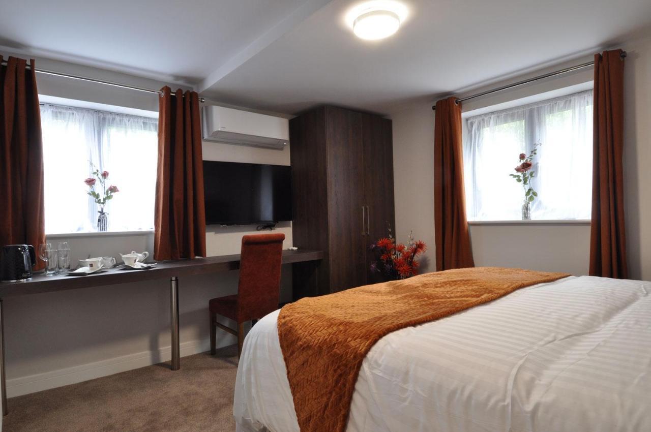 King Hotel Тентърдън Екстериор снимка