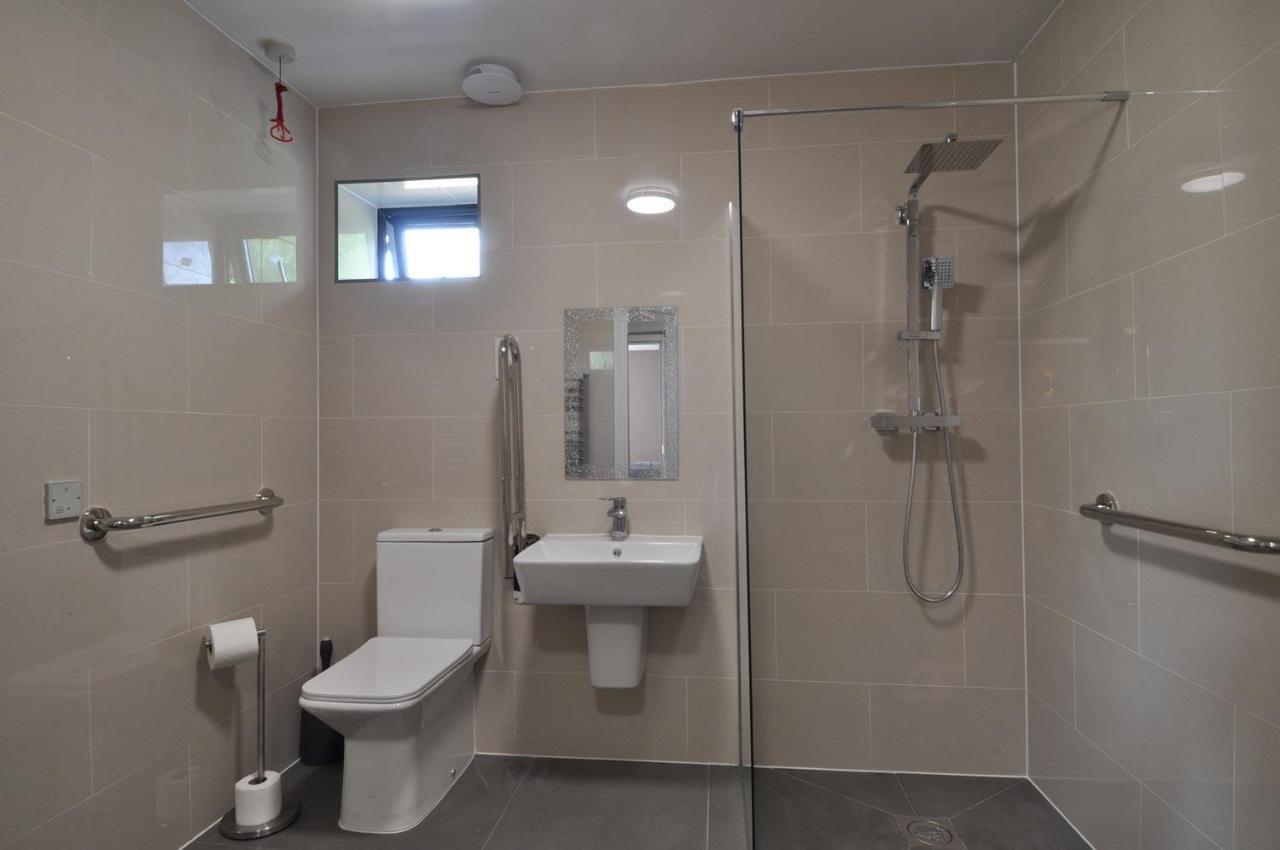 King Hotel Тентърдън Екстериор снимка
